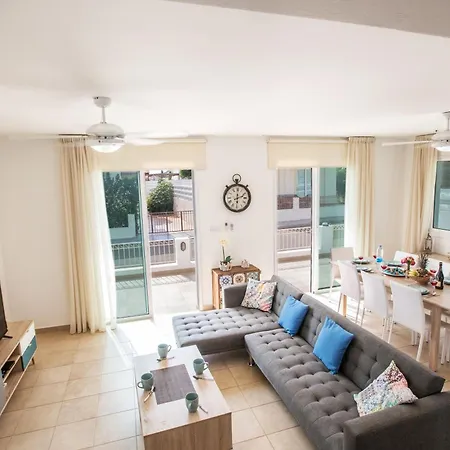 3 Schlafzimmer Mit Privatem Pool *